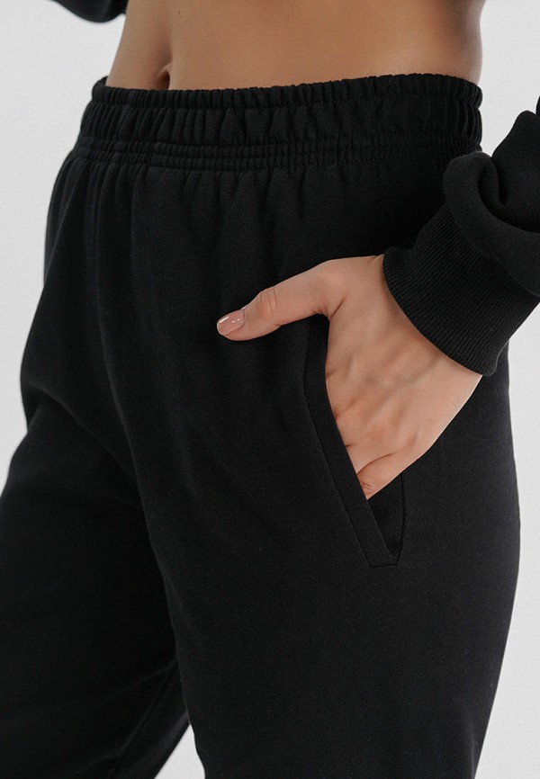 фото Брюки спортивные твое