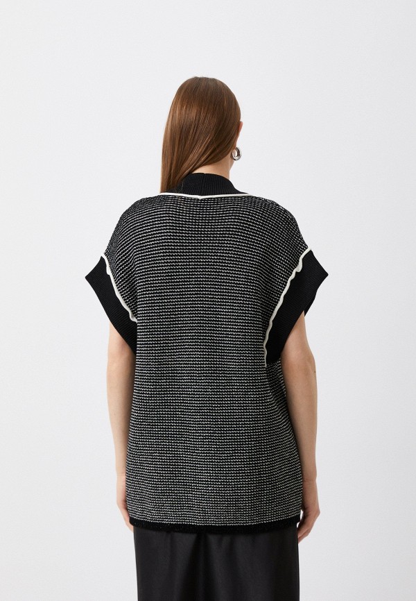 фото Жилет and the brand