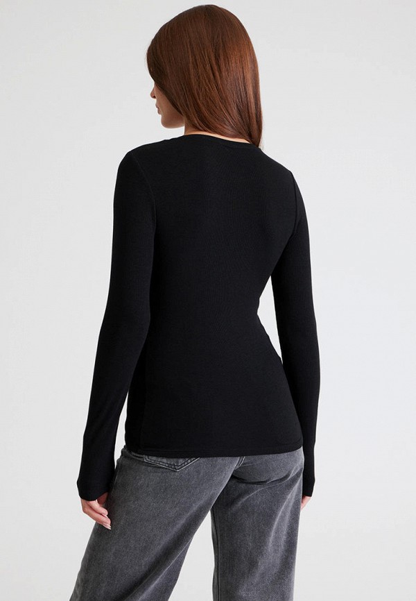 фото Лонгслив to be blossom