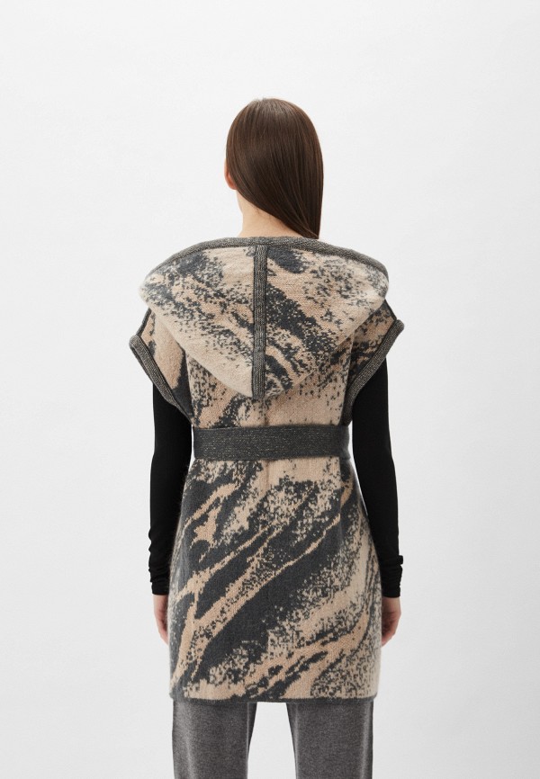 фото Жилет and the brand