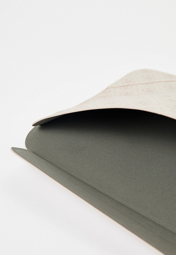 фото Чехол для ноутбука guess