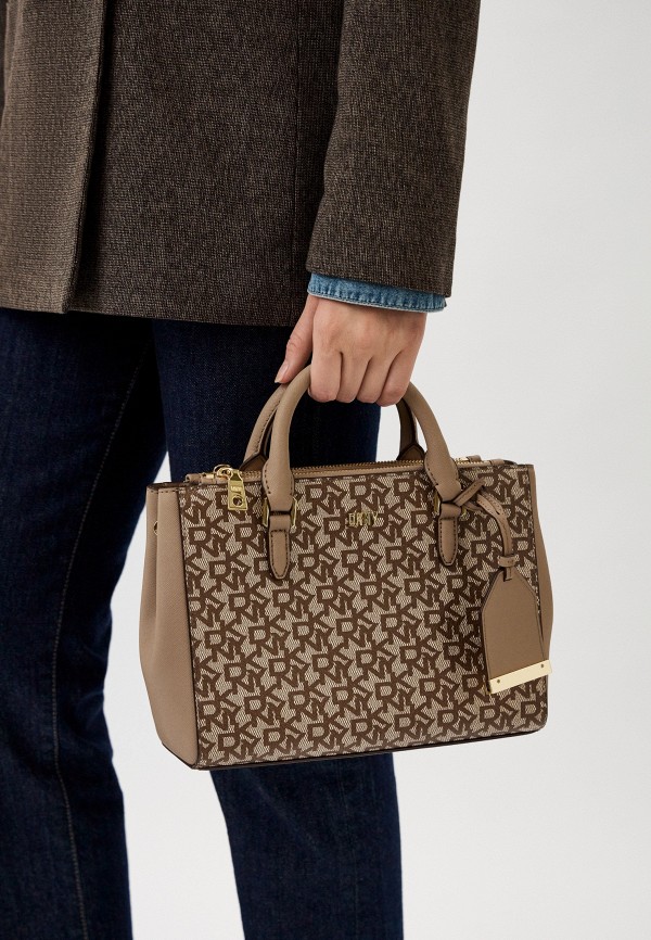 фото Сумка и брелок dkny