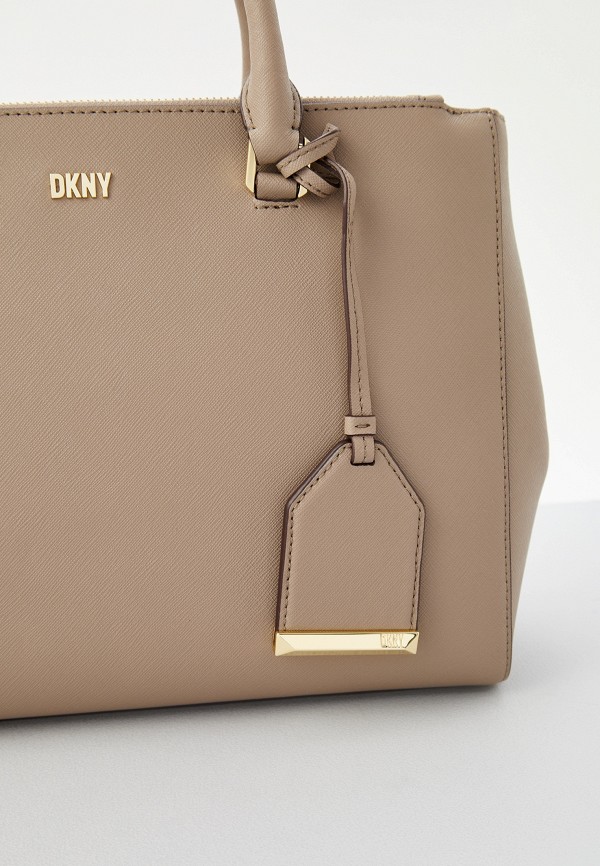 фото Сумка и брелок dkny