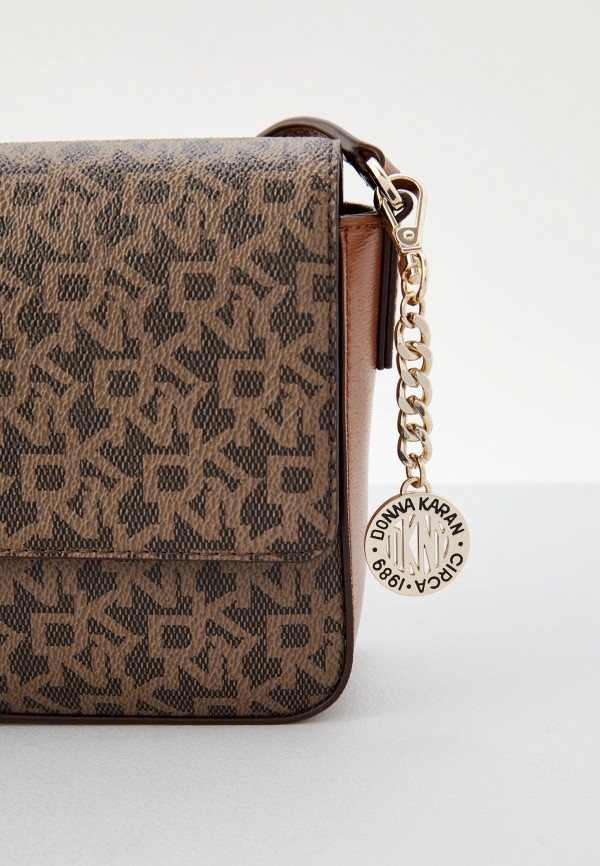 фото Сумка и брелок dkny