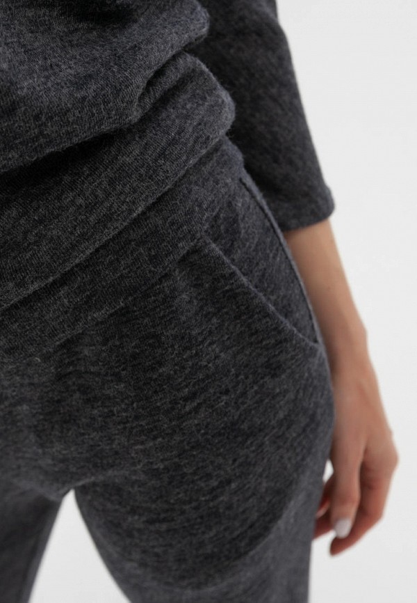 фото Лонгслив simply more