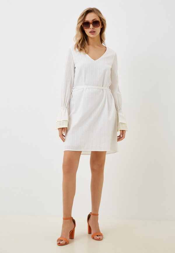 фото Платье de fil blanc