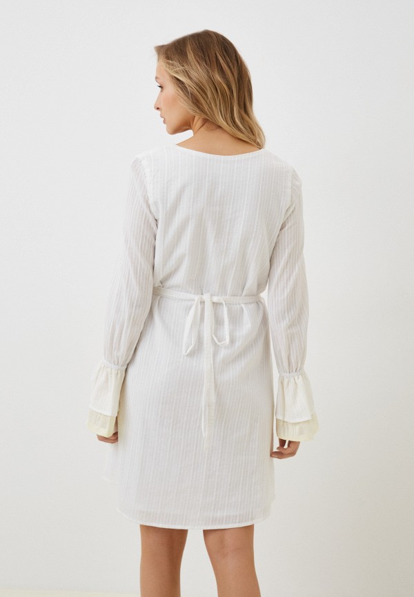 фото Платье de fil blanc