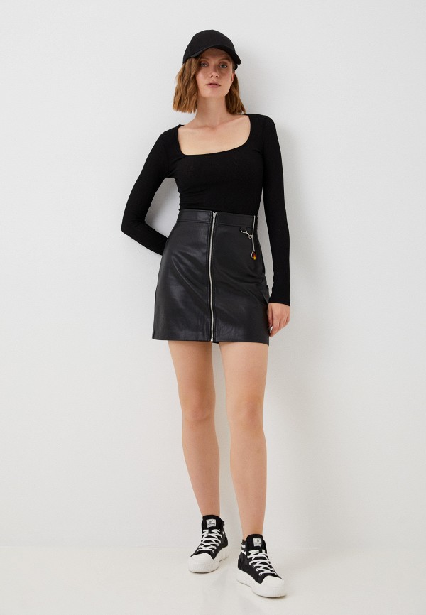 фото Юбка и брелок befree