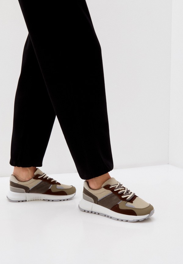 фото Кроссовки escan