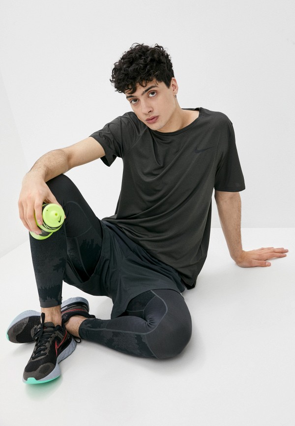 фото Футболка спортивная nike