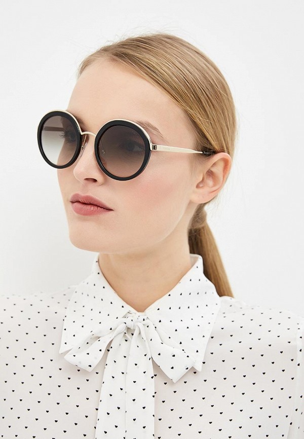 фото Очки солнцезащитные prada