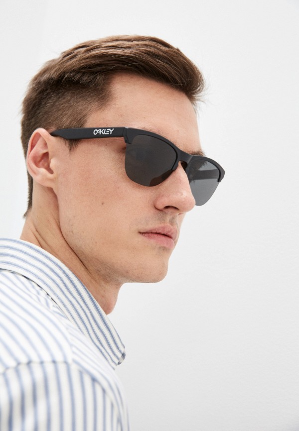 фото Очки солнцезащитные oakley