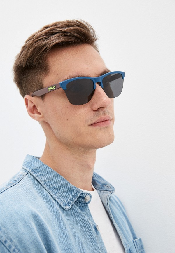 фото Очки солнцезащитные oakley