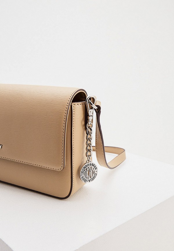 фото Сумка и брелок dkny