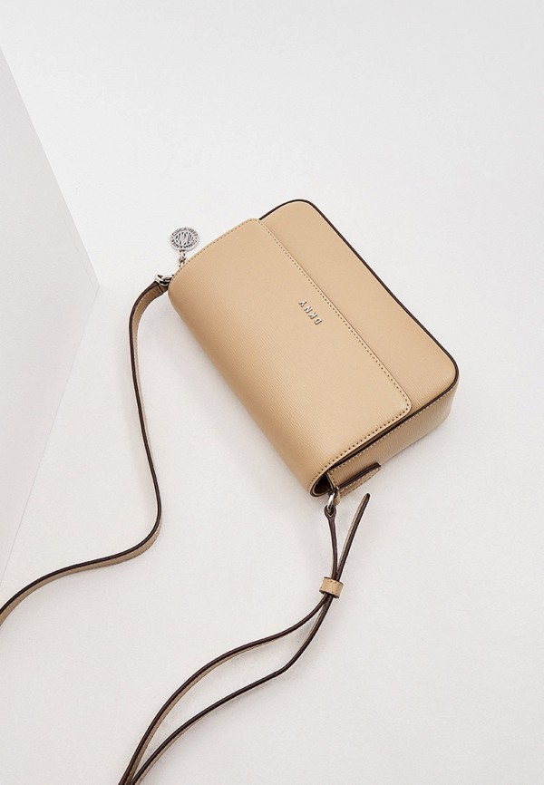 фото Сумка и брелок dkny