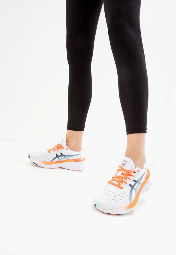 фото Кроссовки asics