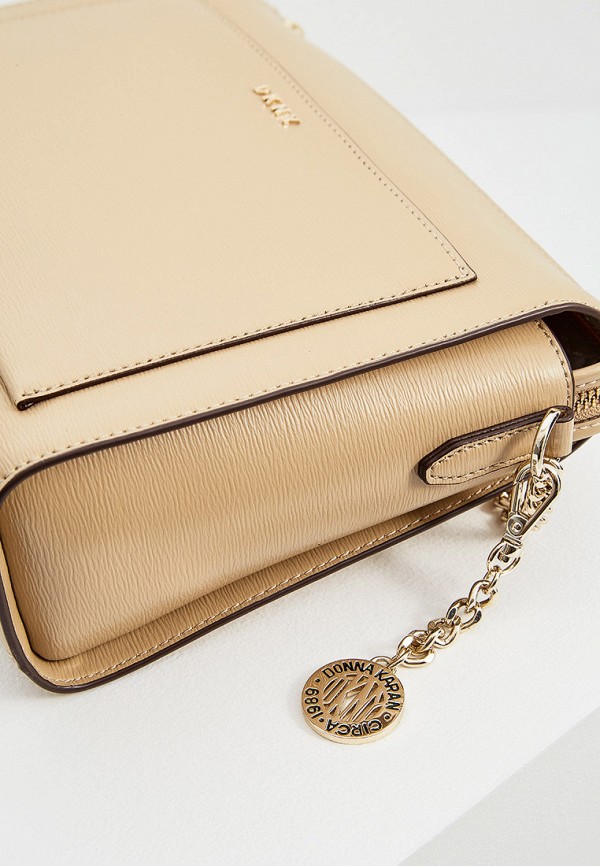 фото Сумка и брелок dkny