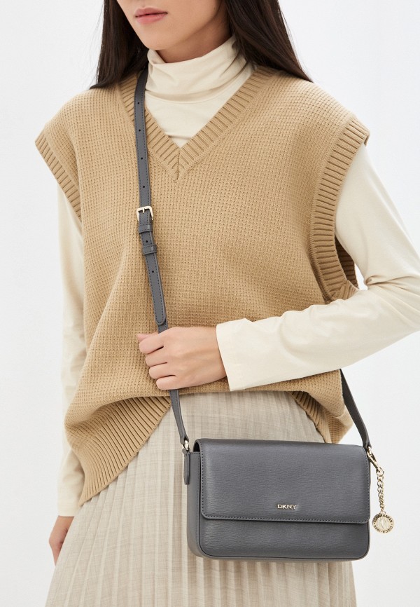 фото Сумка и брелок dkny