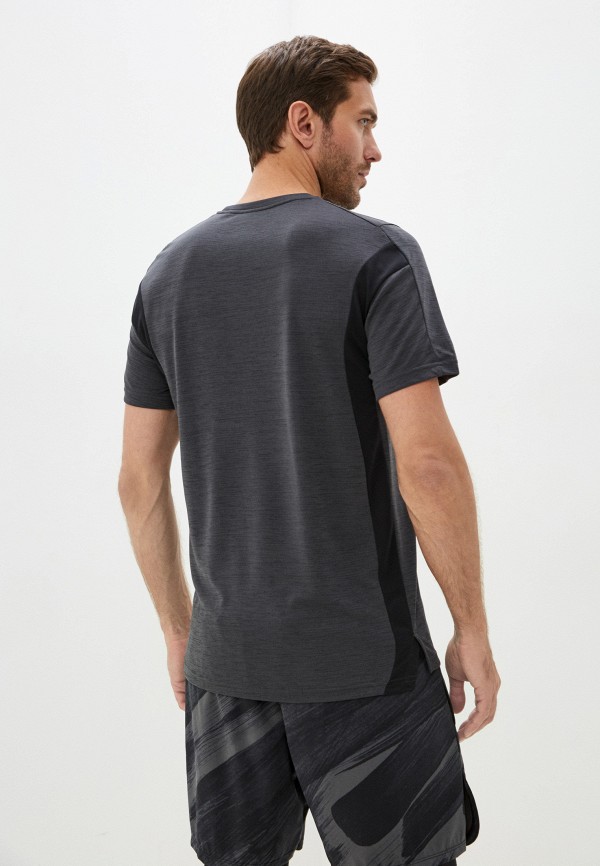 фото Футболка спортивная nike