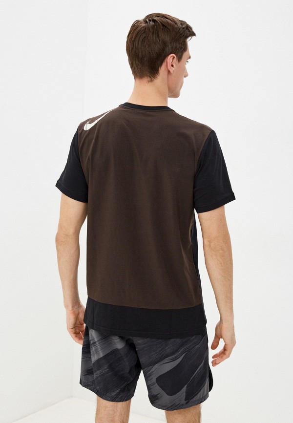 фото Футболка спортивная nike