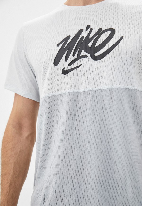 фото Футболка спортивная nike