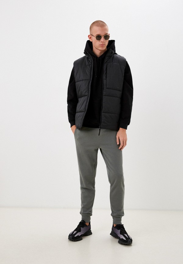 фото Жилет утепленный outhorn