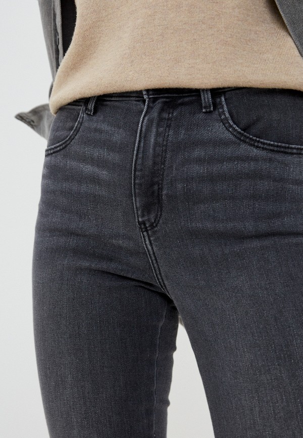 фото Джинсы wrangler