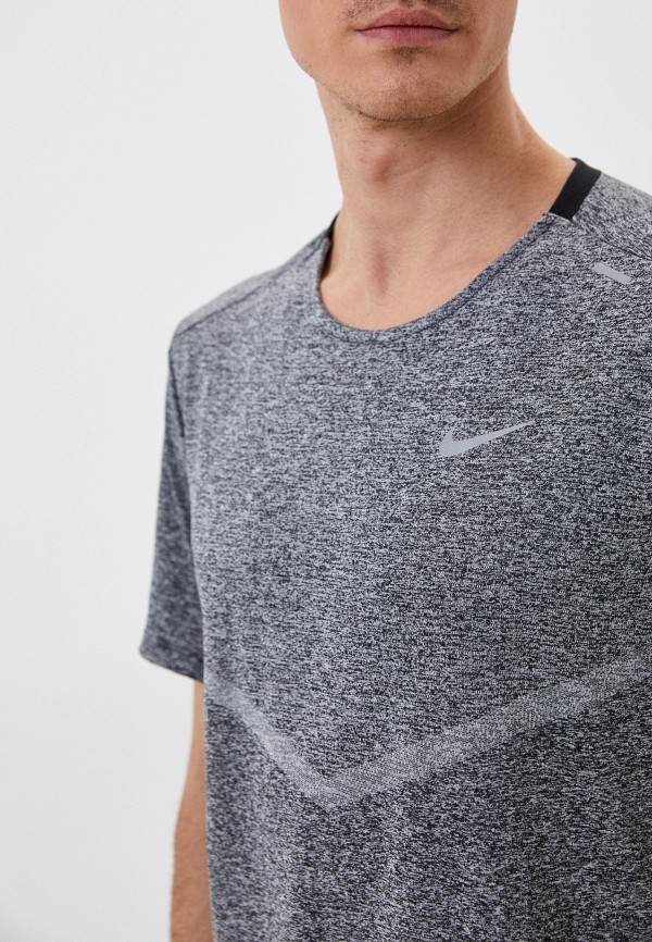 фото Футболка спортивная nike