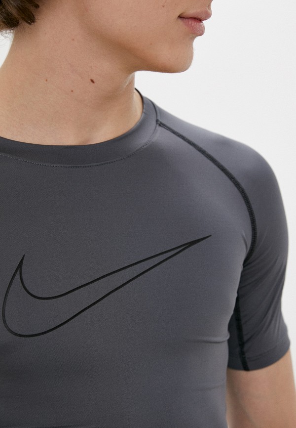 фото Футболка компрессионная nike