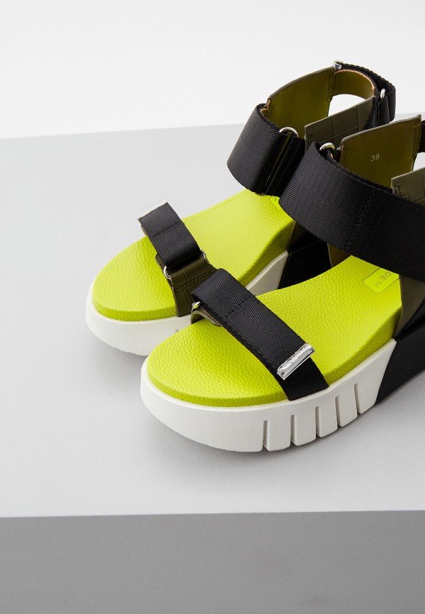 фото Сандалии united nude