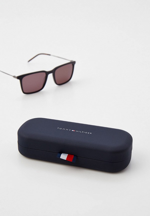 фото Очки солнцезащитные tommy hilfiger