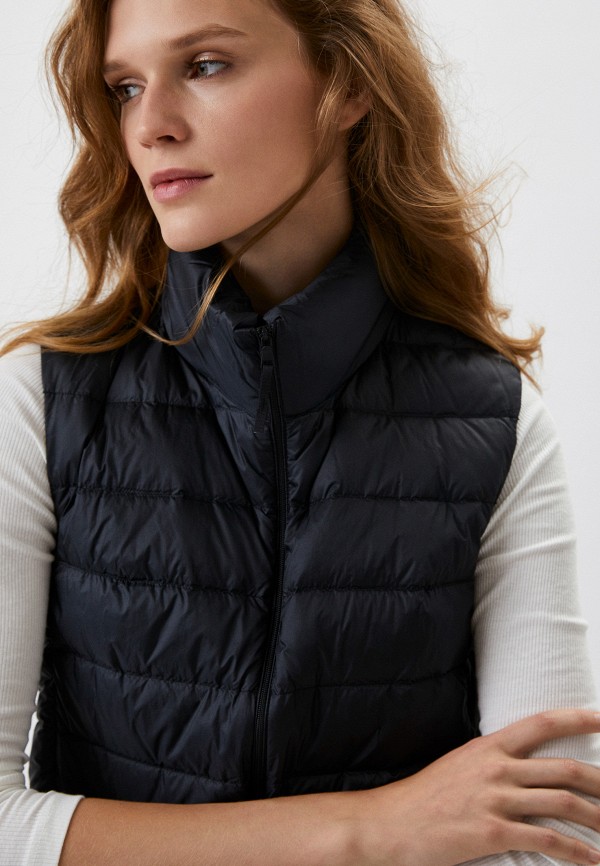 фото Жилет утепленный uniqlo