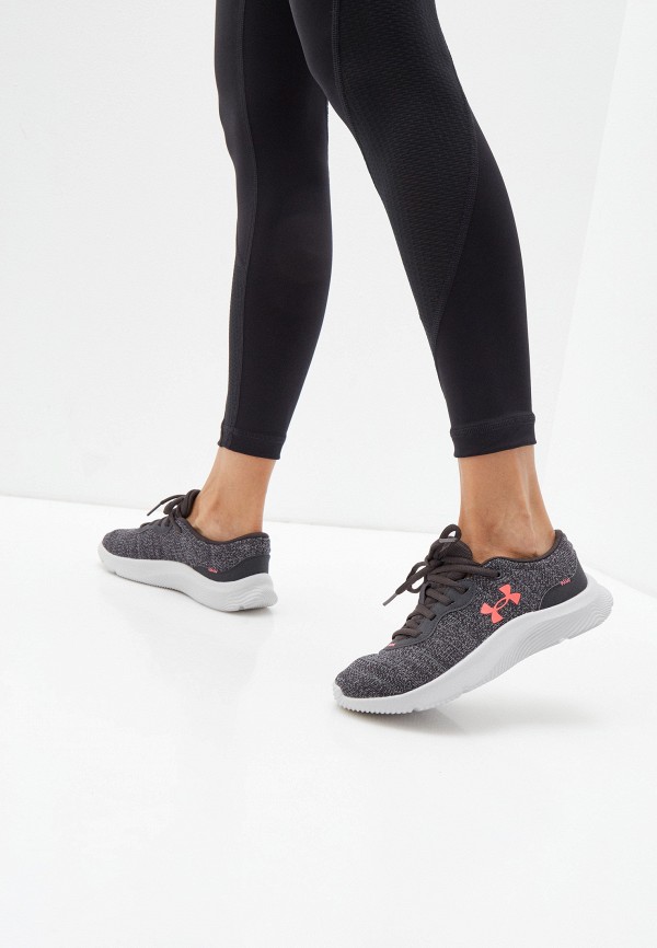 фото Кроссовки under armour