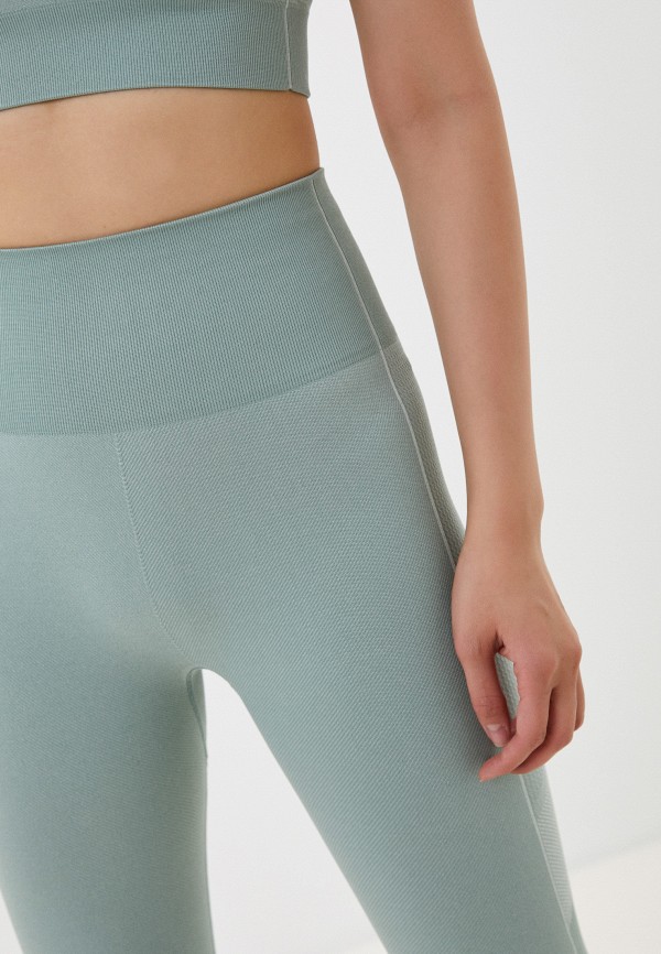 фото Топ и леггинсы nativos