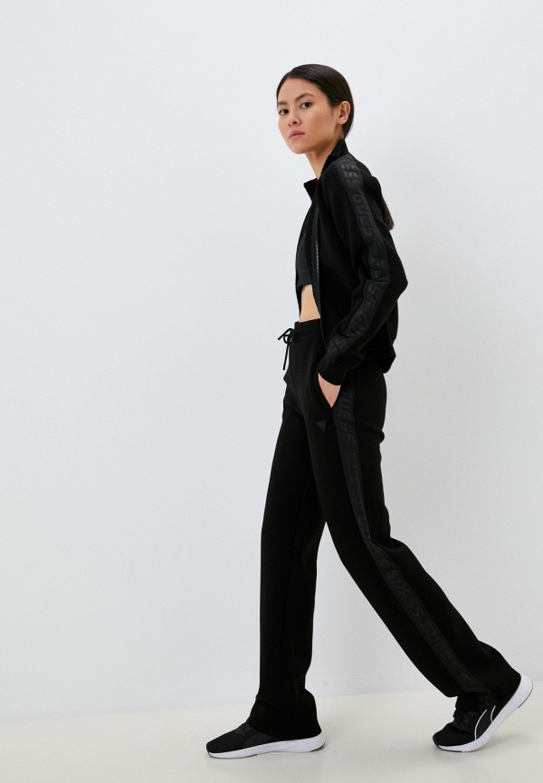 фото Брюки спортивные guess