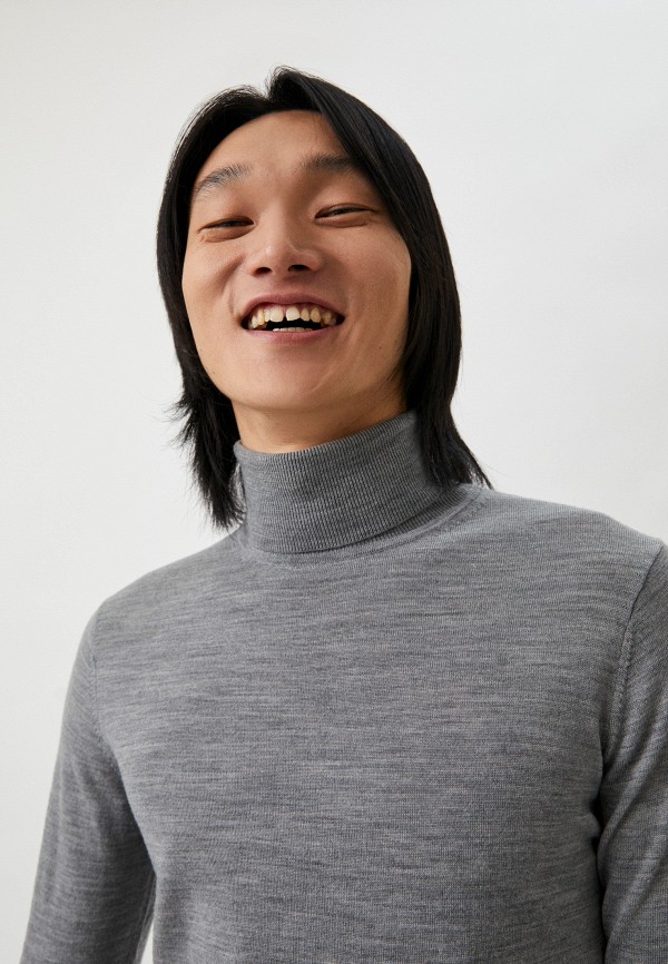 фото Водолазка uniqlo