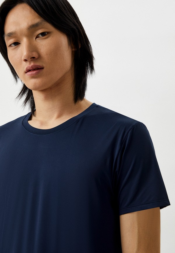 фото Футболка спортивная uniqlo