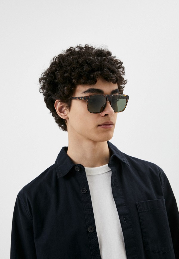 фото Очки солнцезащитные guess