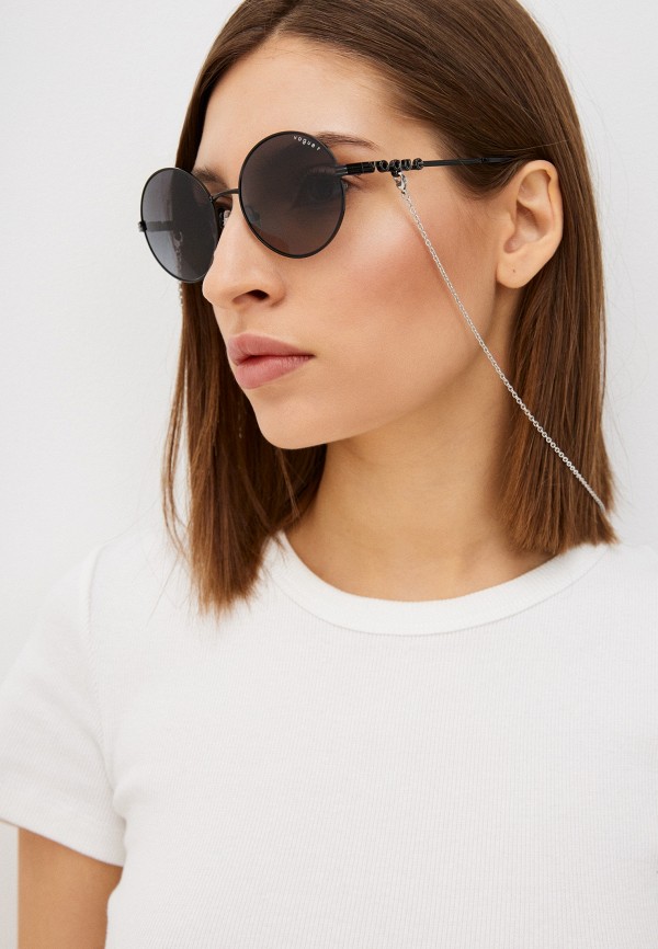 фото Очки солнцезащитные и цепочка vogue® eyewear