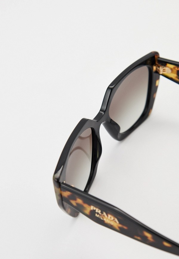 фото Очки солнцезащитные prada