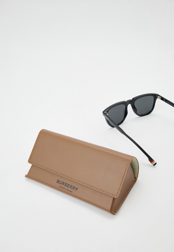 фото Очки солнцезащитные burberry