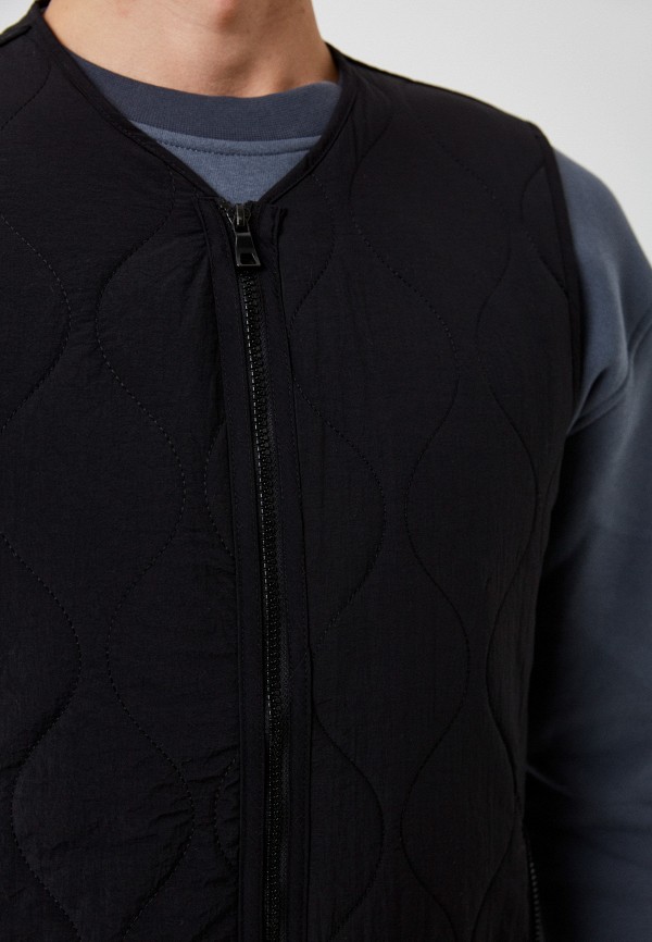 фото Жилет утепленный rnt23