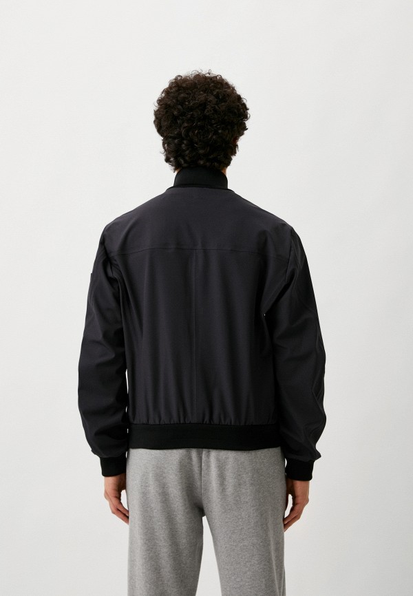 фото Ветровка peuterey