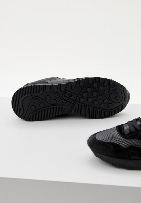 фото Кроссовки moma