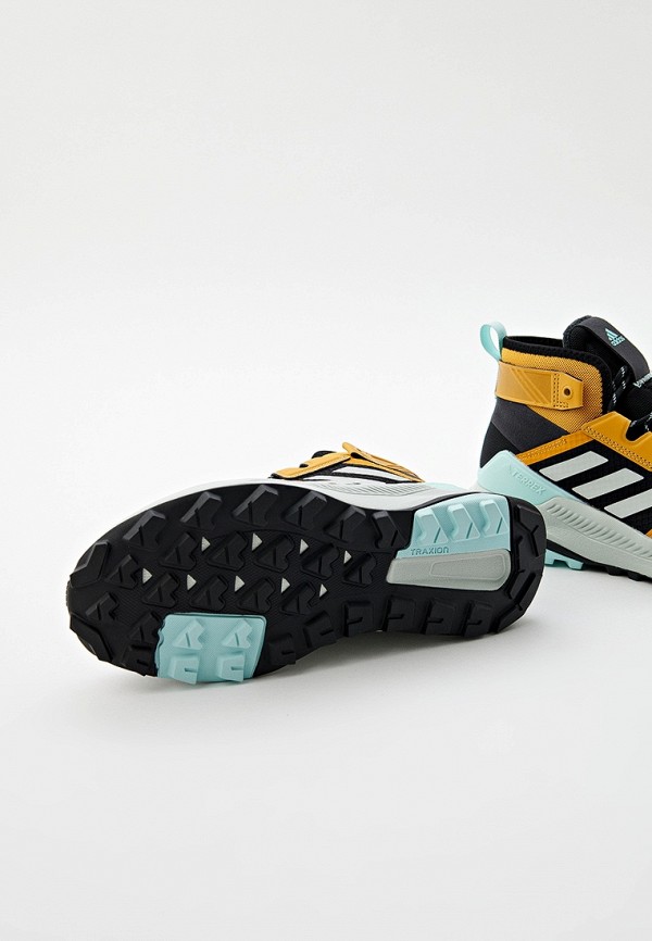 фото Ботинки трекинговые adidas