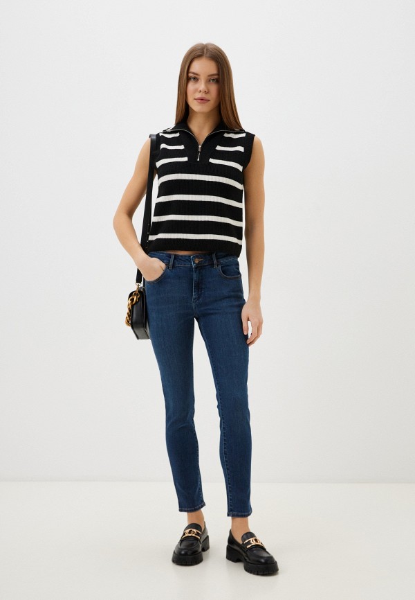 фото Джинсы wrangler