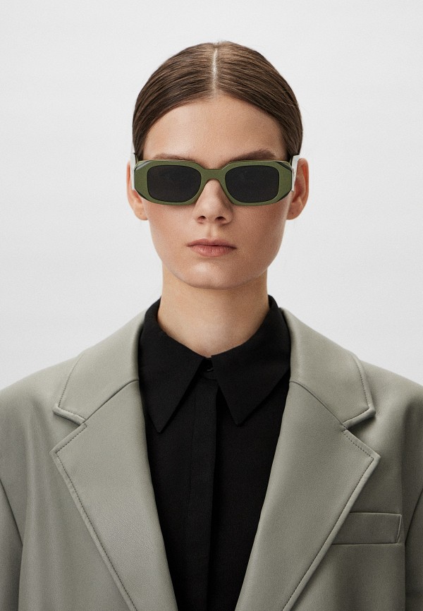 фото Очки солнцезащитные prada