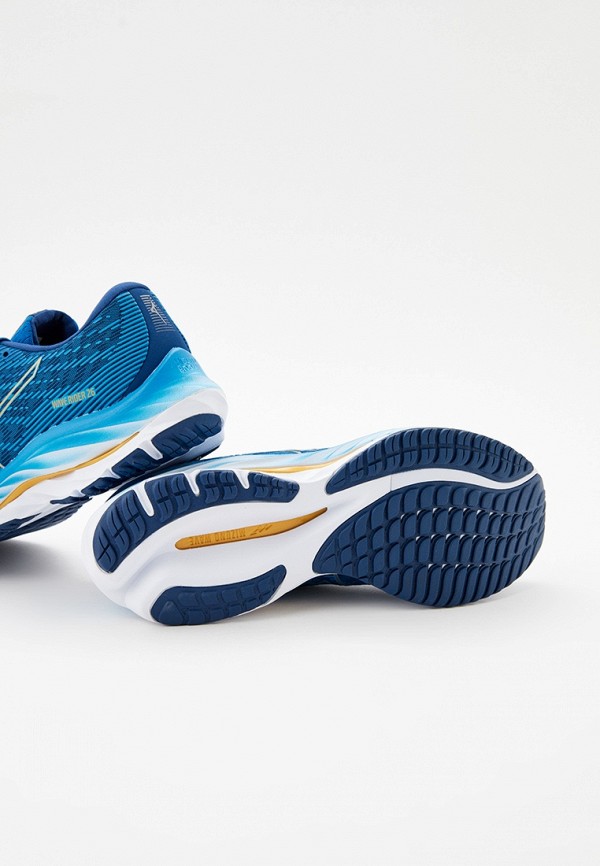 фото Кроссовки mizuno