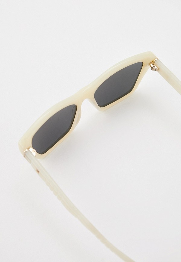 фото Очки солнцезащитные burberry