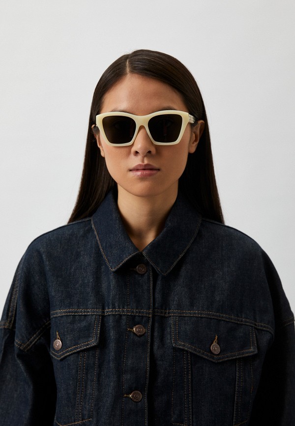 фото Очки солнцезащитные burberry